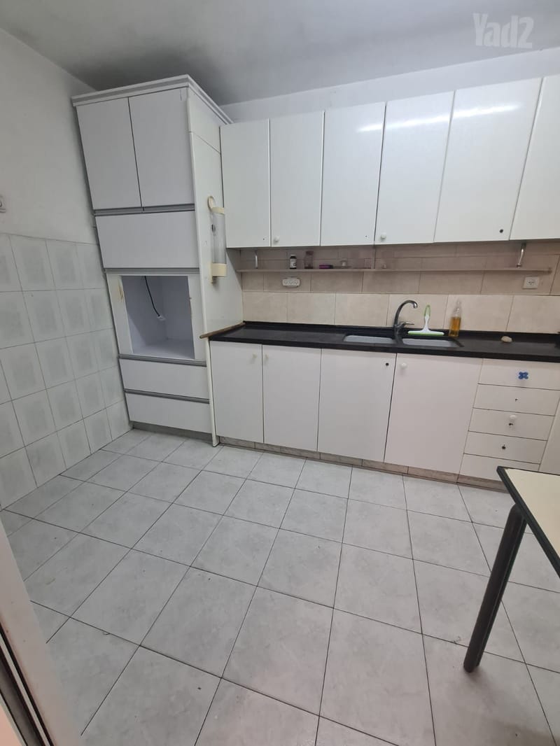 תמונה מיד2 – 3 חדרים • 4,500 ₪, רבי מאיר בעל הנס 13, הרצל, באר יעקב (1)