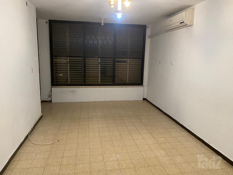 תמונה מיד2 – 3 חדרים • 4,300 ₪, כ"ט בנובמבר 32, שכונה דרום מזרח, בת ים (1)
