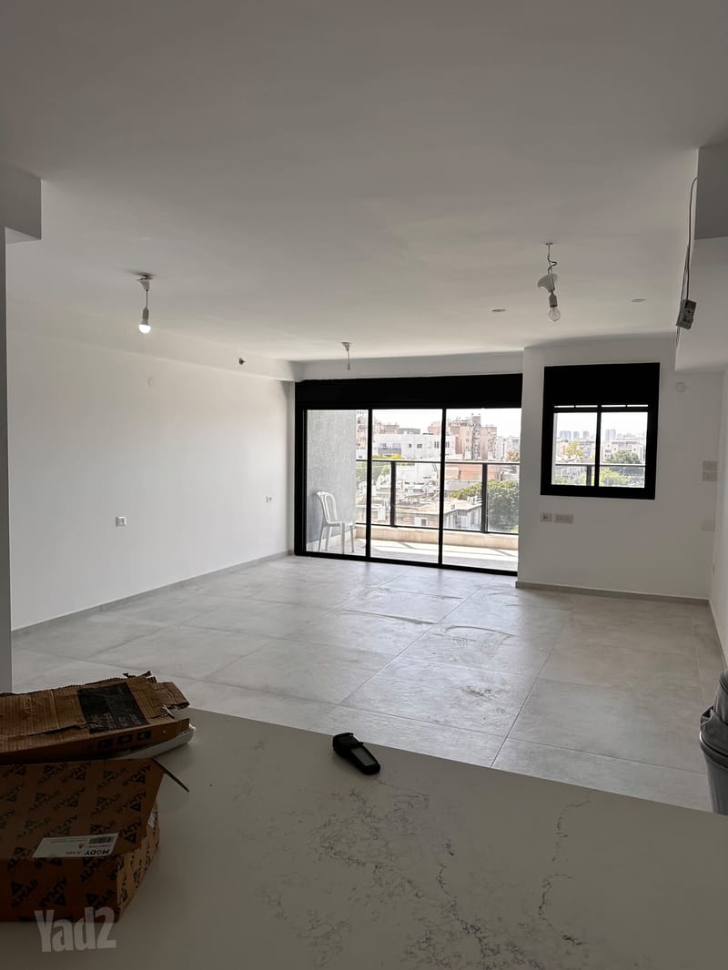 Photo from Yad2 – 3 Rooms • ₪6,800, רמת הגולן 1, Kiryat Sharett East, Holon (1)