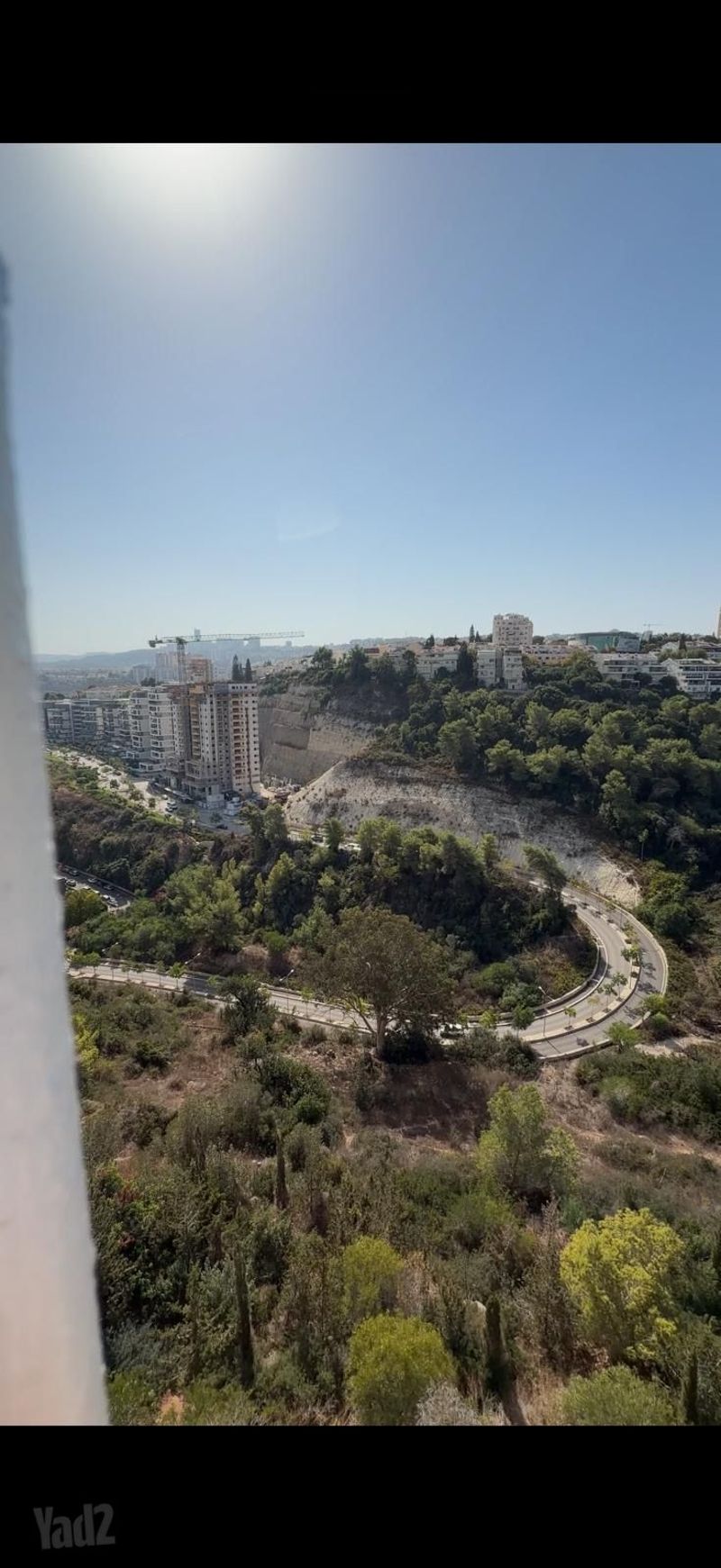 תמונה מיד2 – 4 חדרים • 4,900 ₪, ליאון בלום 18, רמת הדר, חיפה (1)