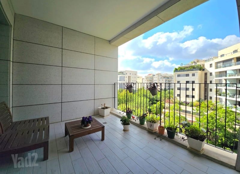 תמונה מיד2 – 4 חדרים • 8,700 ₪, דליה רביקוביץ, נווה זמר, רעננה (1)