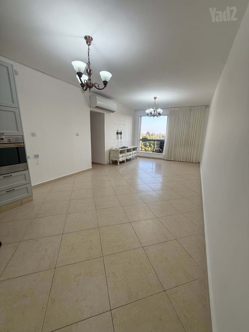 תמונה מיד2 – 3 חדרים • 5,700 ₪, דרך חיים ברלב 138, לבנה - ידידיה, תל אביב (1)