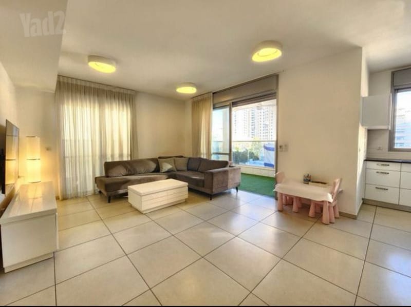 Photo from Yad2 – 4 Rooms • ₪6,900, דגל ראובן, Kfar Ganim Alef, Petah Tikva (1)