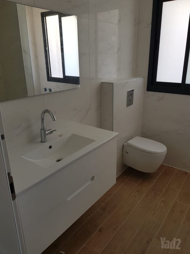 תמונה מיד2 – 3 חדרים • 8,500 ₪, זטלר 16, השכונה הירוקה (כ״ס/80), כפר סבא (1)