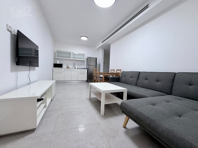 Photo from Yad2 – 2 Rooms • ₪4,000, תרשיש 32, Rova Yud-Zayin, Ashdod (1)