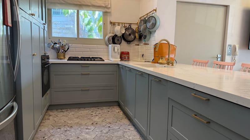 תמונה מיד2 – 4 חדרים • 15,000 ₪, מחלקי המים 14, קטמון הישנה, ירושלים (1)