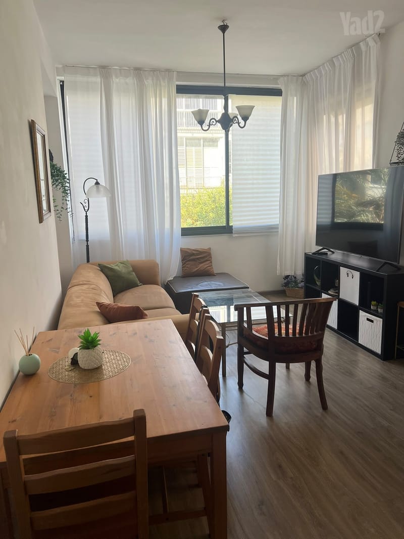 Photo from Yad2 – 2.5 Rooms • ₪7,500, אבן גבירול 117, Old North - Northern Part, Tel Aviv (1)