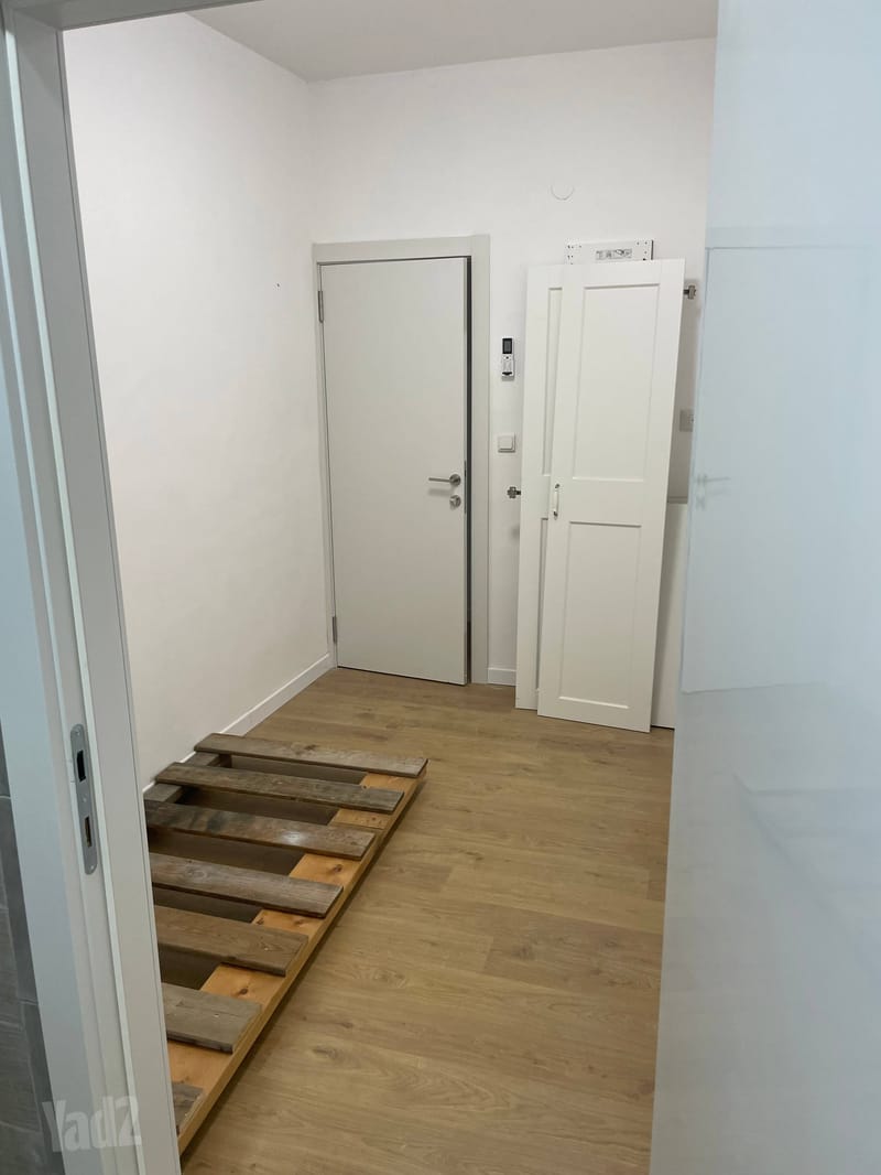 תמונה מיד2 – חדר בדירת שותפים • 1,800 ₪, הרצל 208, שכונה א', רחובות (1)