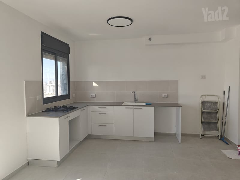 Photo from Yad2 – 3 Rooms • ₪4,200, המיל השלישי 1, Ir HaYayin, Ashkelon (1)