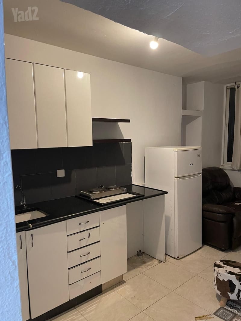 תמונה מיד2 – 2 חדרים • 3,800 ₪, הרב זינגר 4, רמב"ם, ראשון לציון (1)