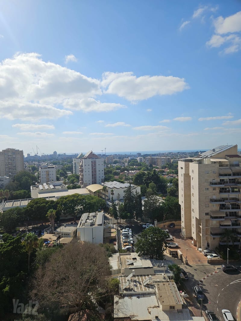 תמונה מיד2 – 4 חדרים • 10,500 ₪, הדר 7, תל גיבורים, חולון (1)