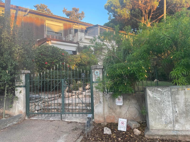 תמונה מיד2 – 2.5 חדרים • 4,000 ₪, חורשה 9, רמת התשבי, חיפה (1)