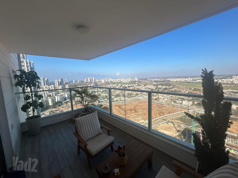תמונה מיד2 – 4 חדרים • 7,200 ₪, קרל פופר, אגמים, נתניה (1)