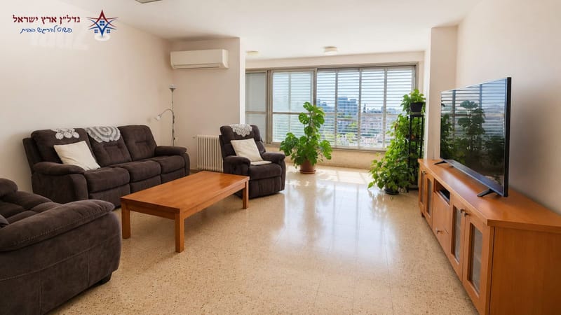 תמונה מיד2 – 3.5 חדרים • 2,450,000 ₪, קריניצי, בן-גוריון, רמת גן (1)