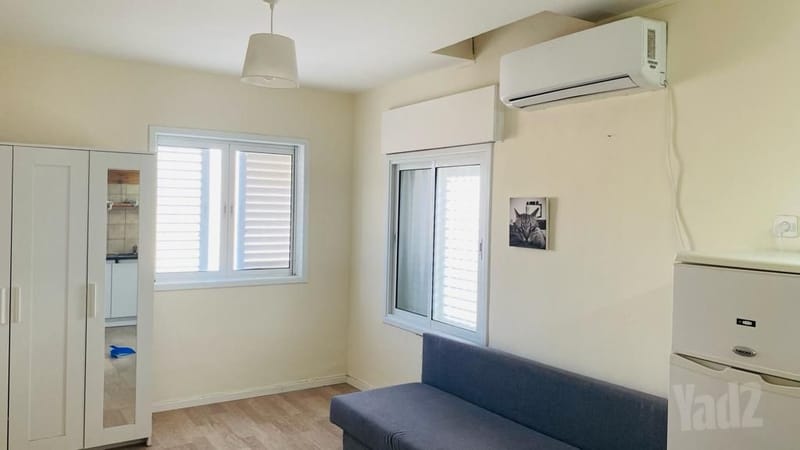 תמונה מיד2 – סטודיו • 3,300 ₪, עוזיאל 24, יד לבנים, רמת גן (1)