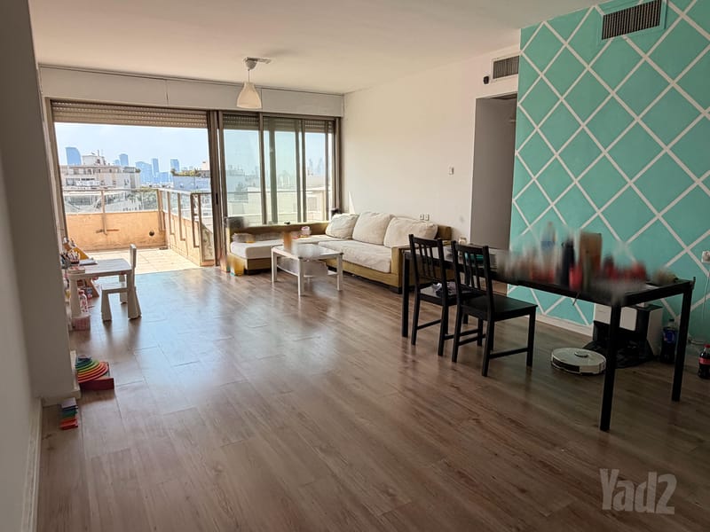תמונה מיד2 – 3 חדרים • 8,400 ₪, לוין קיפניס 1, המשתלה, תל אביב (1)