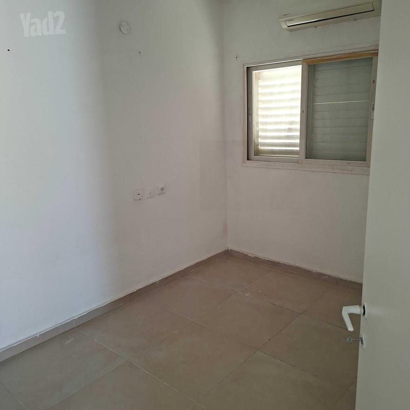 תמונה מיד2 – 2 חדרים • 4,600 ₪, דב הוז 28, שיכון רסקו, רעננה (1)
