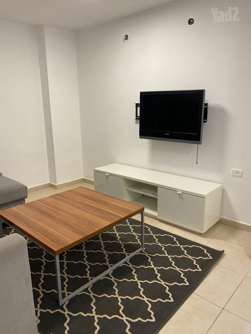 תמונה מיד2 – 3 חדרים • 4,700 ₪, העצמאות 80, אבן יהודה (1)