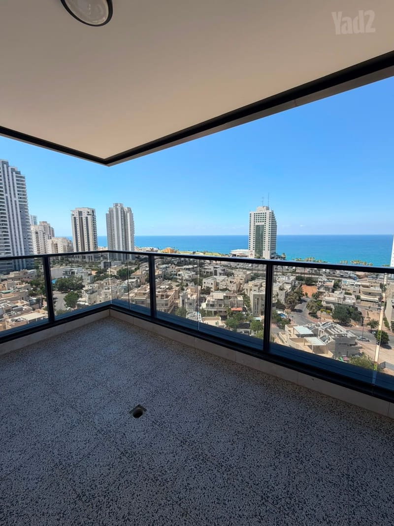 Photo from Yad2 – 5 Rooms • ₪8,900, דר' ישראל בורגנסקי, Nof HaTayelet, Netanya (1)