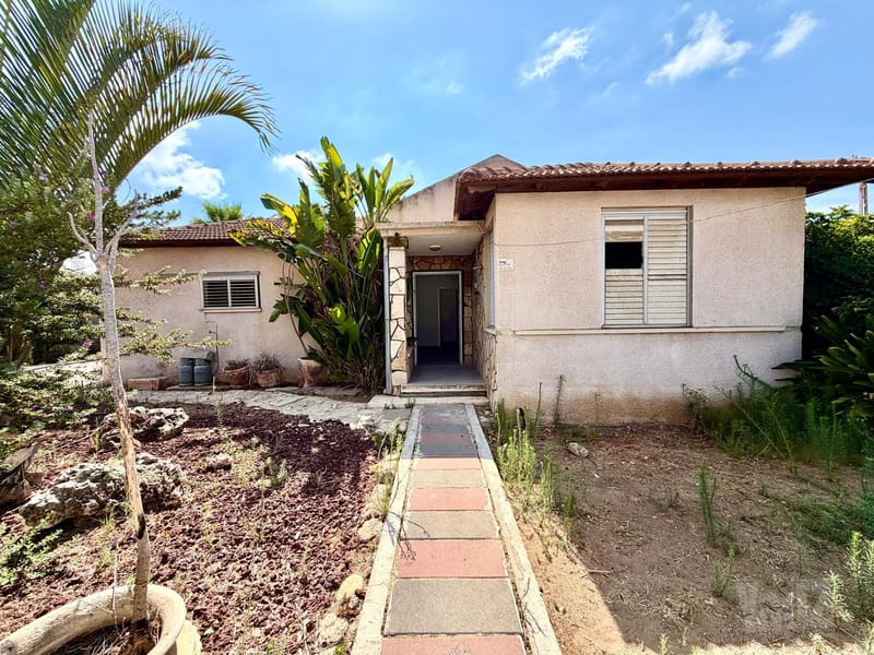 תמונה מיד2 – 4 חדרים • 6,700 ₪, יוסף בוסל, נאות גנים, נתניה (1)