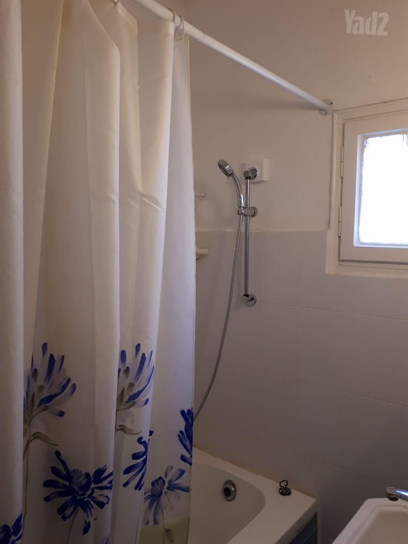 Photo from Yad2 – 2 Rooms • ₪3,500, הרא"ה 149, Aliyot, Ramat Gan (1)