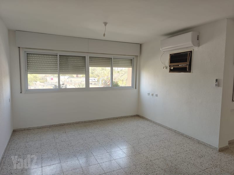 Photo from Yad2 – 4 Rooms • ₪4,000, שדרות ירושלים 31, Shchuna Tet, Beer Sheva (1)
