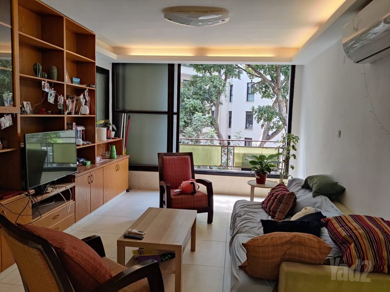 תמונה מיד2 – 4 חדרים • 7,350 ₪, שדרות הילד 15, מרכז העיר, רמת גן (1)