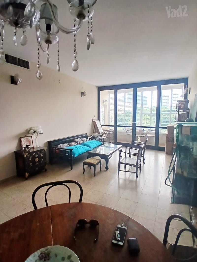 Photo from Yad2 – 3 Rooms • ₪4,750,000, בוגרשוב, Lev Tel Aviv, Tel Aviv (1)