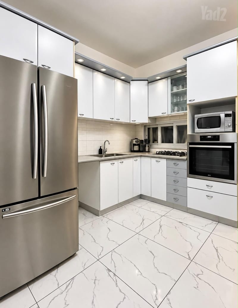 תמונה מיד2 – 3.5 חדרים • 4,700 ₪, ז'בוטינסקי 19, עצמאות - יוספטל, בת ים (1)