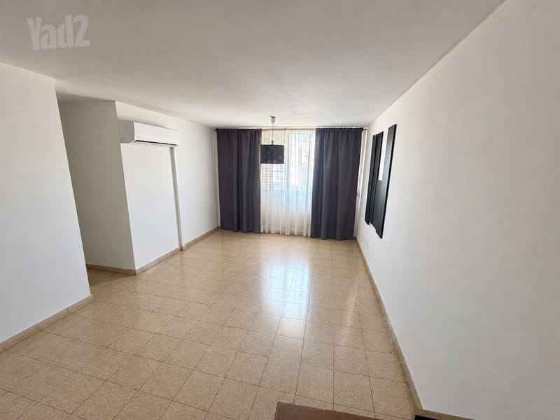 תמונה מיד2 – 4 חדרים • 5,700 ₪, אמנון ותמר, רמת פולג, נתניה (1)