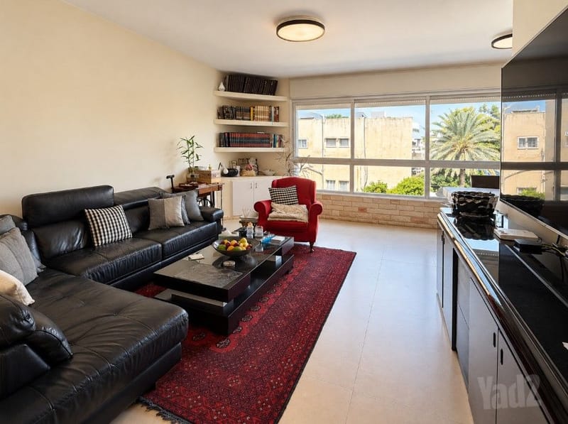 תמונה מיד2 – 5 חדרים • 3,150,000 ₪, פלוגות 16, התקווה, תל אביב (1)