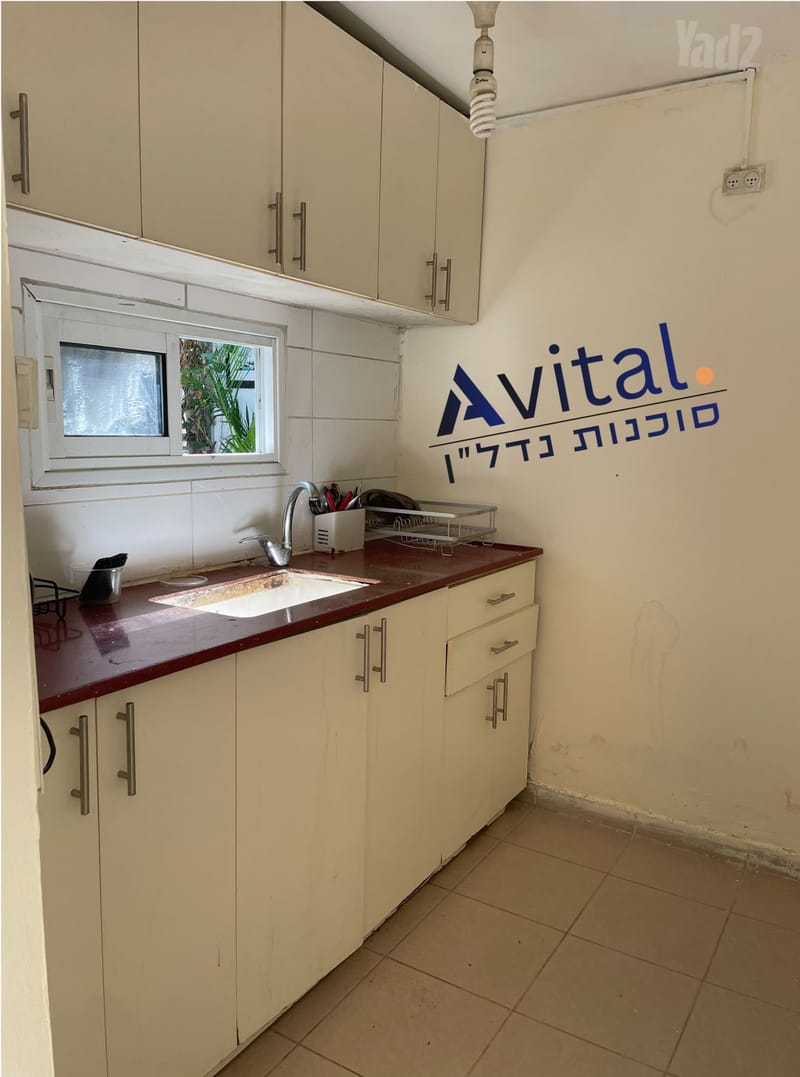 Фото с Yad2 – 2 Комнаты • 3,500 ₪, ז'בוטינסקי, Старый район, Гиват-Шмуэль (1)