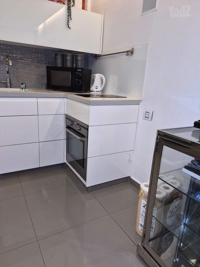 תמונה מיד2 – סטודיו • 4,800 ₪, יוניצמן 21, גלילות, תל אביב (1)