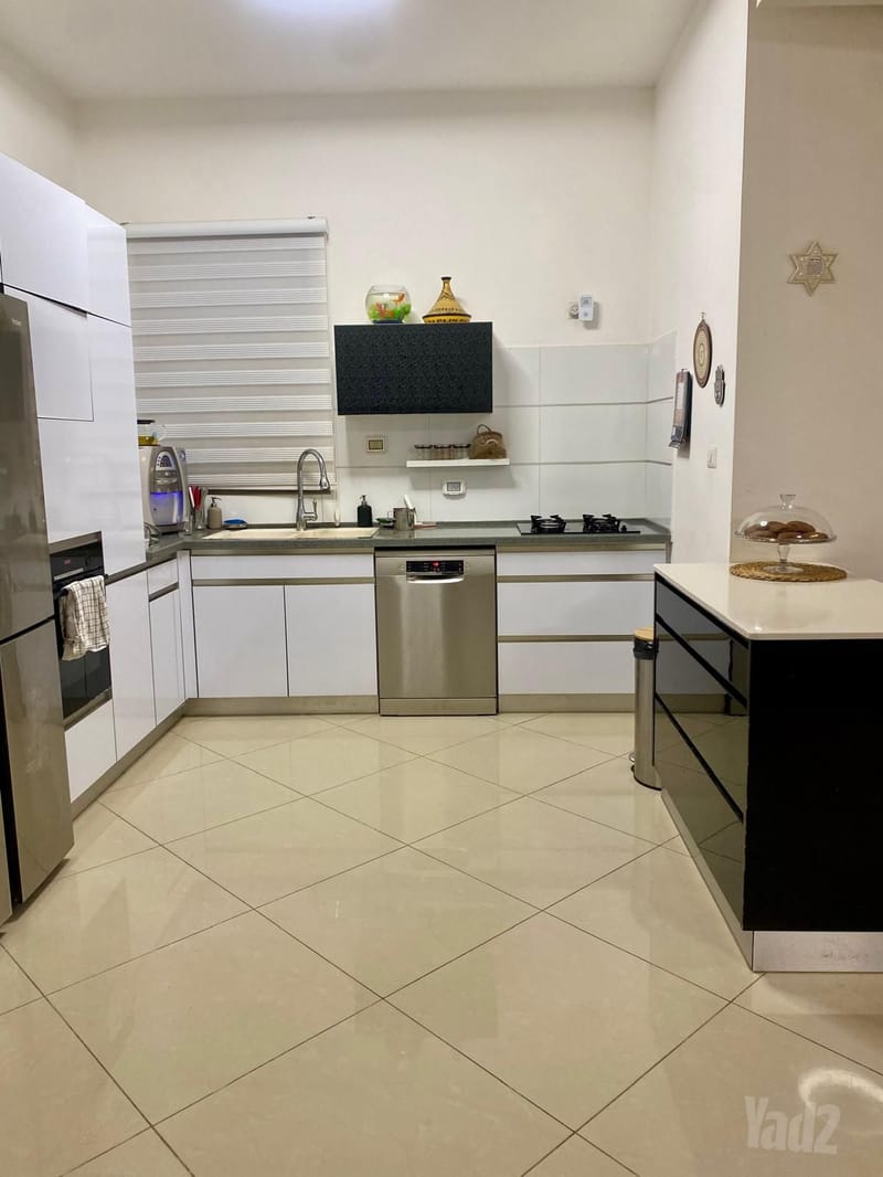 Photo from Yad2 – 4 Rooms • ₪1,735,000, נחום סנה 8, Ramot HaRehes, Beer Sheva (1)