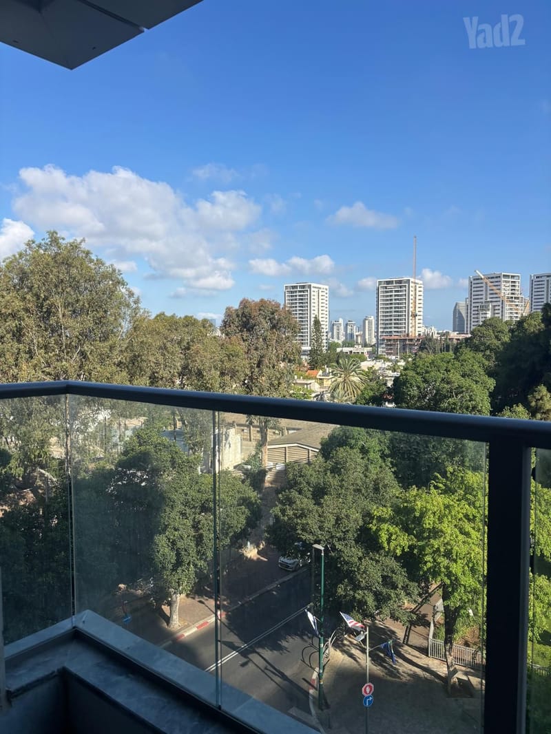 Photo from Yad2 – 6 Rooms • ₪9,800, רועי קליין 2, Kiryat Krinitzi, Ramat Gan (1)