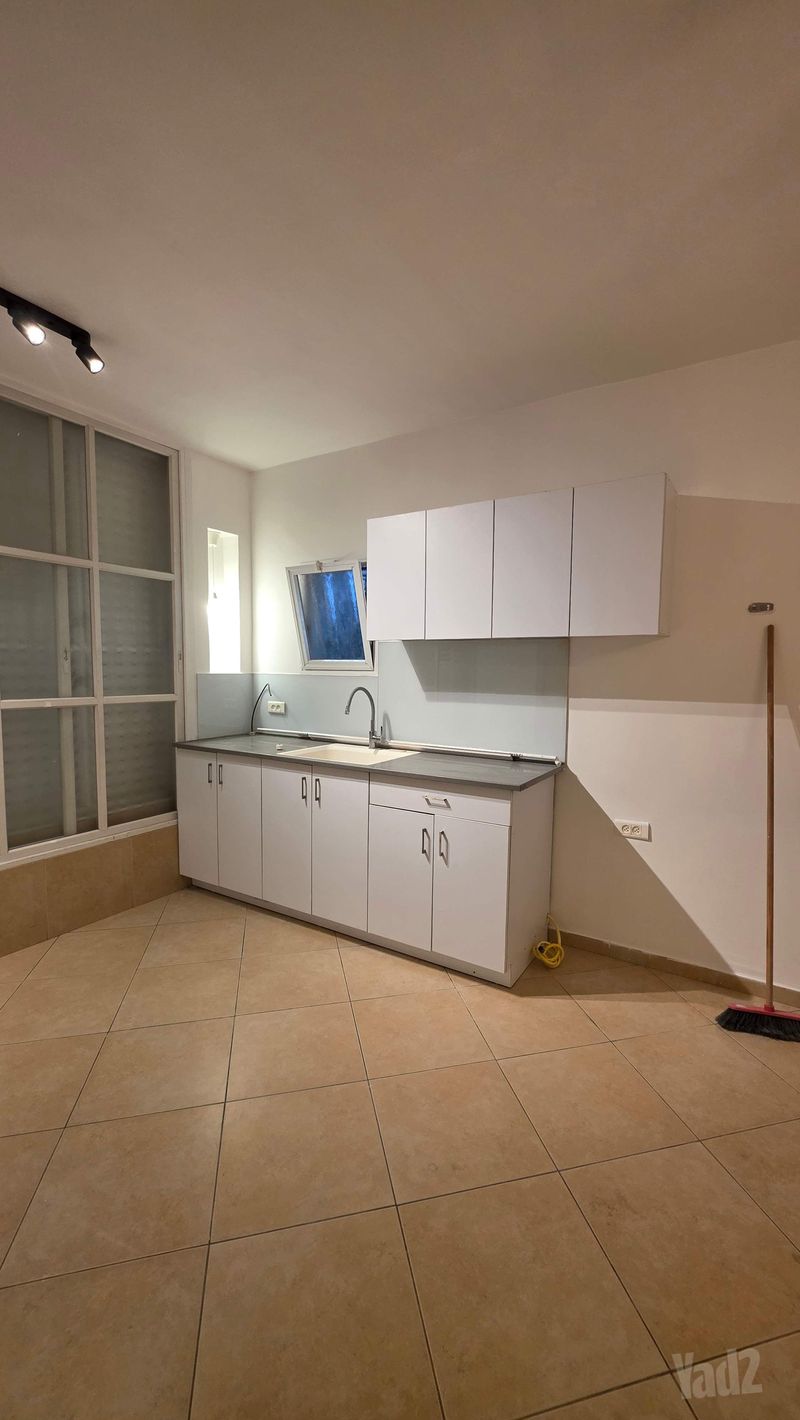 תמונה מיד2 – 2.5 חדרים • 4,600 ₪, צבי הרמן שפירא 10, אברמוביץ, ראשון לציון (1)