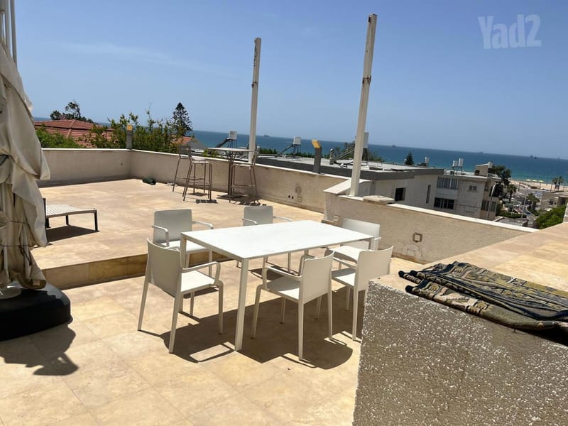 תמונה מיד2 – 12 חדרים • 15,000,000 ₪, האלמוגים 20, רובע ד', אשדוד (1)