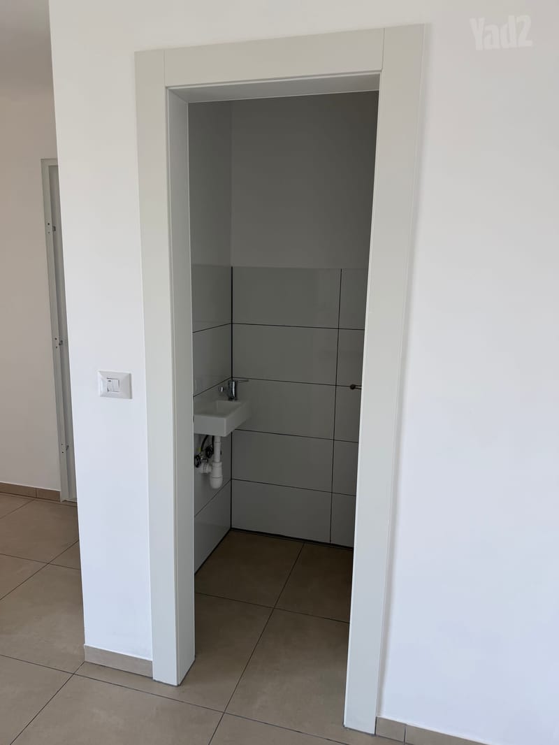 תמונה מיד2 – 3 חדרים • 4,500 ₪, שדרות מנחם בגין 28, כוכב הצפון, אשקלון (1)