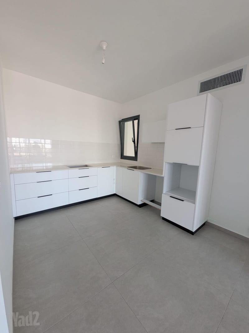 תמונה מיד2 – 4 חדרים • 7,300 ₪, הנרייטה סאלד  35, נווה איילון, אור יהודה (1)
