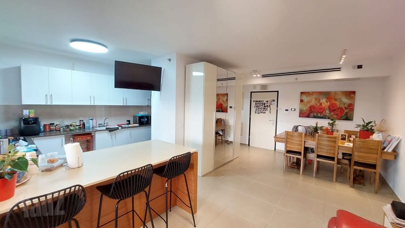 Photo from Yad2 – 5 Rooms • ₪9,200, Nahalat Yehuda, Rishon LeZion (1)