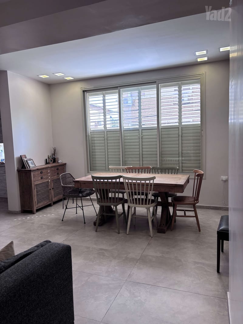 תמונה מיד2 – 3 חדרים • 5,800 ₪, וולפסון 3, שיכון ד', בני ברק (1)