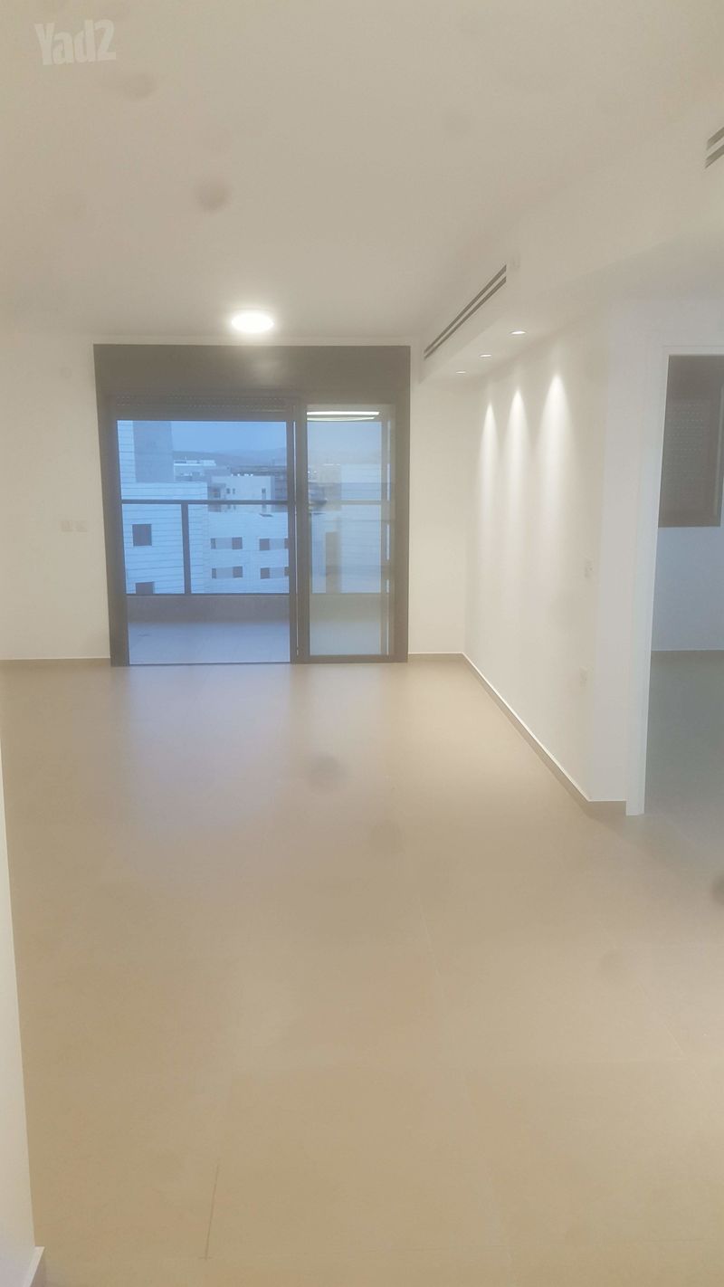 תמונה מיד2 – 3 חדרים • 6,300 ₪, מרים הנביאה 15, הנביאים, ראש העין (1)