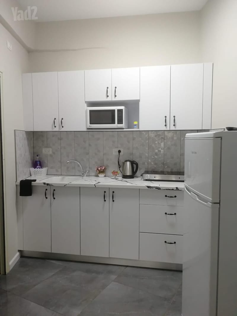 תמונה מיד2 – סטודיו • 4,000 ₪, השרון, בת-גלים, חיפה (1)