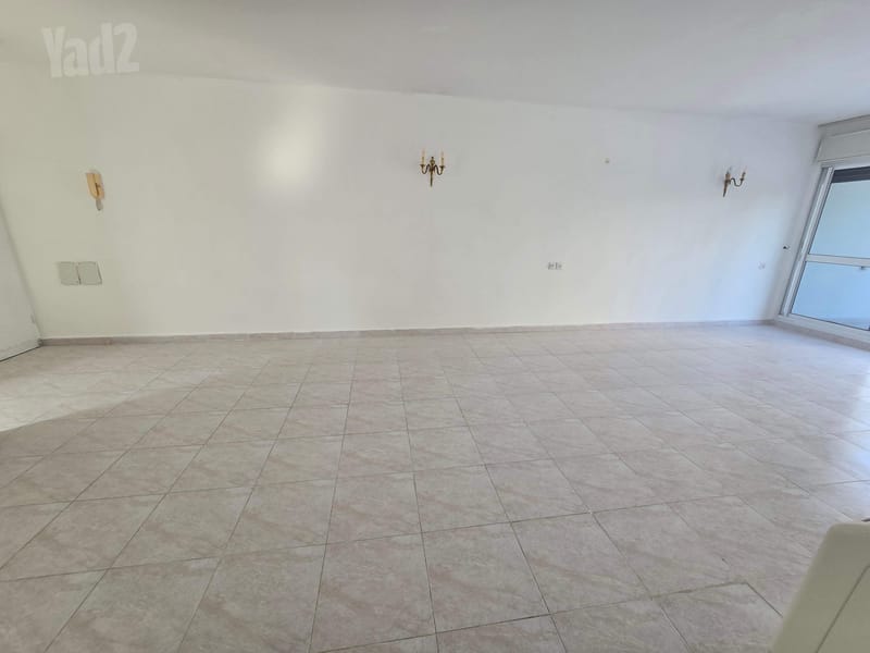 תמונה מיד2 – 3 חדרים • 6,200 ₪, התזמורת, נאות אשלים, ראשון לציון (1)