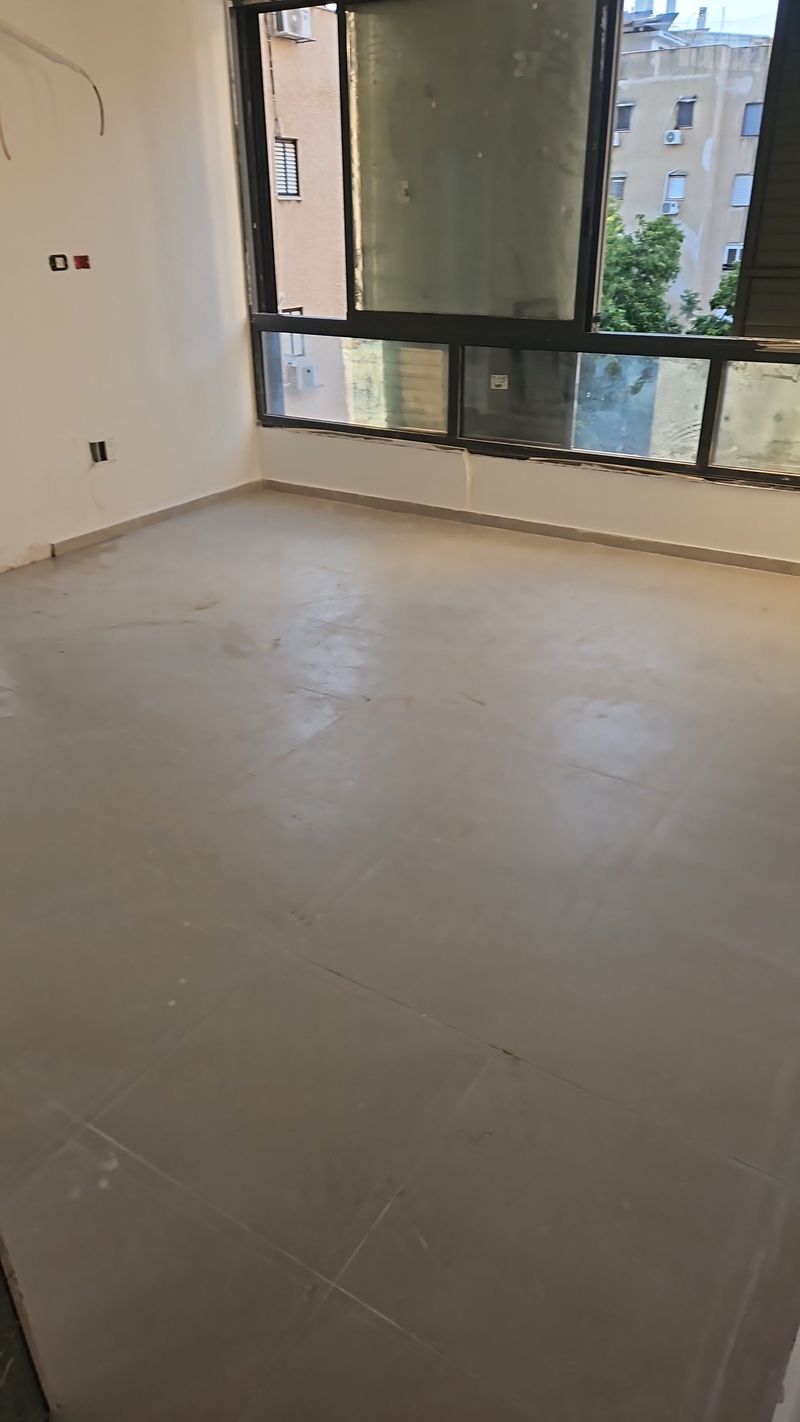 Photo from Yad2 – 2.5 Rooms • ₪5,000, משאבים 32, Ramatayim, Hod HaSharon (1)