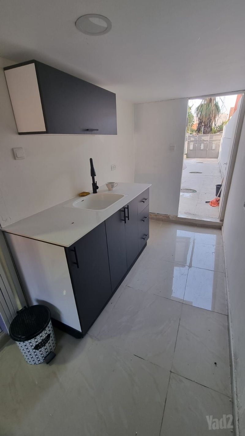 תמונה מיד2 – סטודיו • 2,950 ₪, העוגב 25, הדר גנים, פתח תקווה (1)