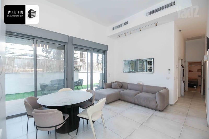 תמונה מיד2 – 4 חדרים • 4,290,000 ₪, ביל"ו, מרכז, כפר סבא (1)