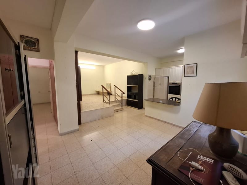 Photo from Yad2 – 4 Rooms • ₪11,000, הפלמ"ח 23, Old Katamon, Jerusalem (1)