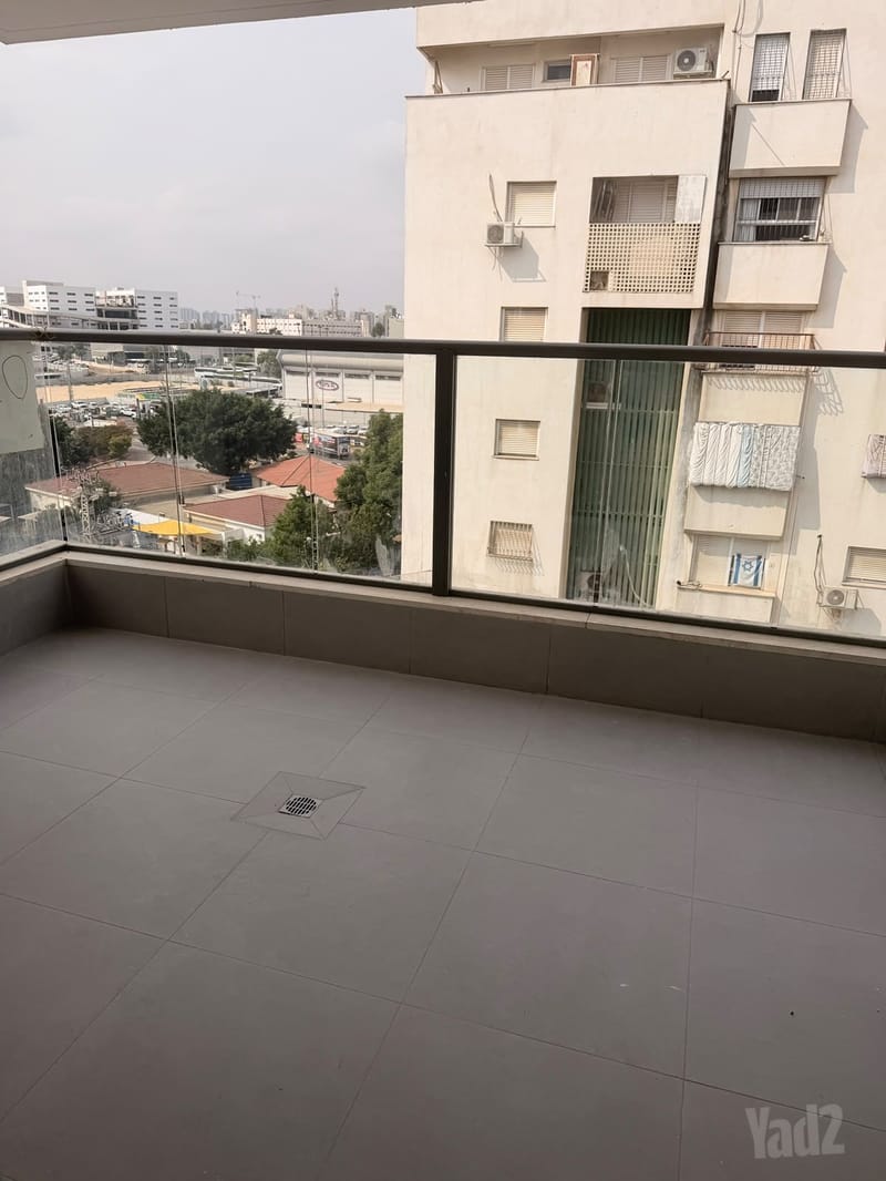 תמונה מיד2 – 2.5 חדרים • 4,500 ₪, חטיבת הראל 5, נאות יצחק, לוד (1)