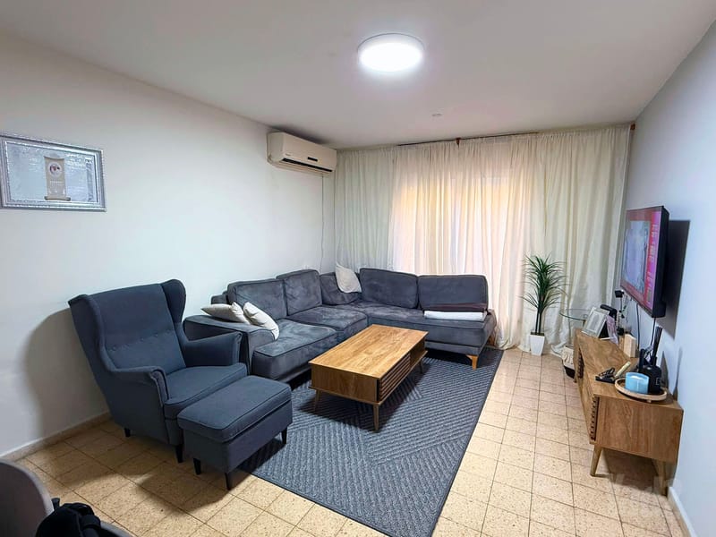 תמונה מיד2 – 3 חדרים • 4,850 ₪, הרצפלד 24, ניר אביב, תל אביב (1)